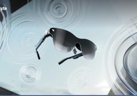 RayNeo's Air 4 Pro AR Glasses Bring a 201-Inch Virtual Screen for $299