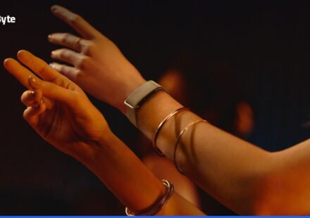 Google Adds Health Guardian to Fitbit Air and Edge, Expands Auto Activity Tracking